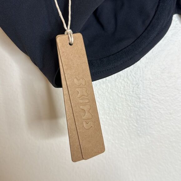 Skims ladies fits everybody unlined Demi bra in color onyx size 32DD - Picture 8 of 10